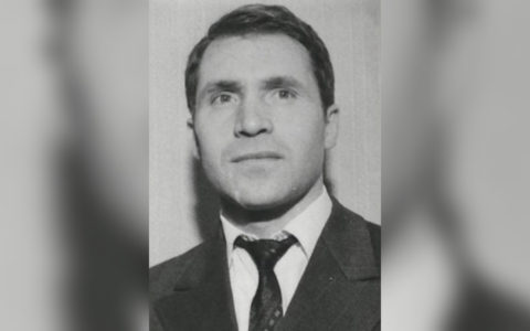 Мануйлов